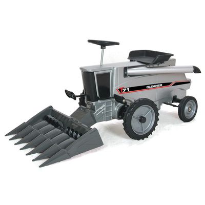Scale Models Gleaner T71 Pedal Combine with Corn Head, Made in The USA FT-0978