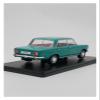 1:24 for 125P 1970 Alloy Souvenir Car Model Collectible Toy Green Retro Sedan Ornamental Green view 3