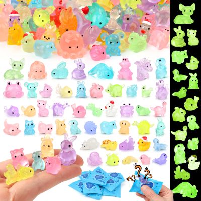 100PCS Mystery Bag Mini Resin Animals Luminous for Crafts Decor Mini Resin Ocean Animals Miniature Ornaments for Micro Landscape Garden Aquarium Dollhouse Party Favors Surprise Gifts for Kids