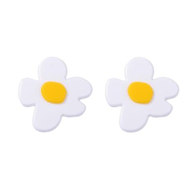 5.2 * 4.8cm Bohemian Acrylic Cartoon Flower Earnail Female ,white,5.2 * 4.8cm