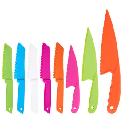 8pcs Kid Safe Cooking Cutter Plastic Children Utensils Kit Safe with Ergonomic Handle for Home Bread Cake Salad Lettuce Cutter