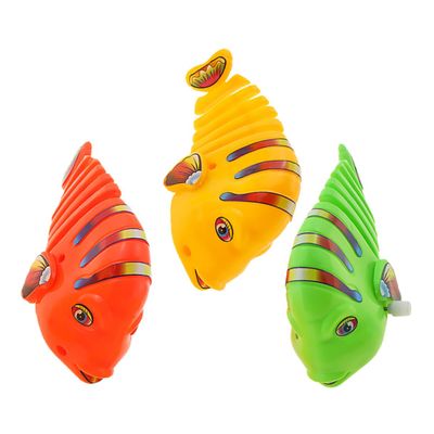 FRCOLOR 3pcs Wind Up Clockwork Cartoon Fish for Bath Plaything Lightweight Material Enhances Hand-Eye Coordination and Motor Skills Safe Water Bath Swinging Play Random Color