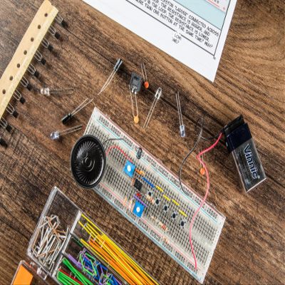 Make: How to Use a Breadboard Kit, Electronics Learning Kit with Projects, 10+ Years, Educational STEM Kit with Components and Handbook