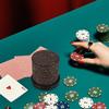 Beaupretty Silent PU Leather Dice Cup with Dice and Base Professional Shaker for Bar Party Game Night Compact Travel-Friendly Table Game Prop for Indoor Outdoor Use view 3