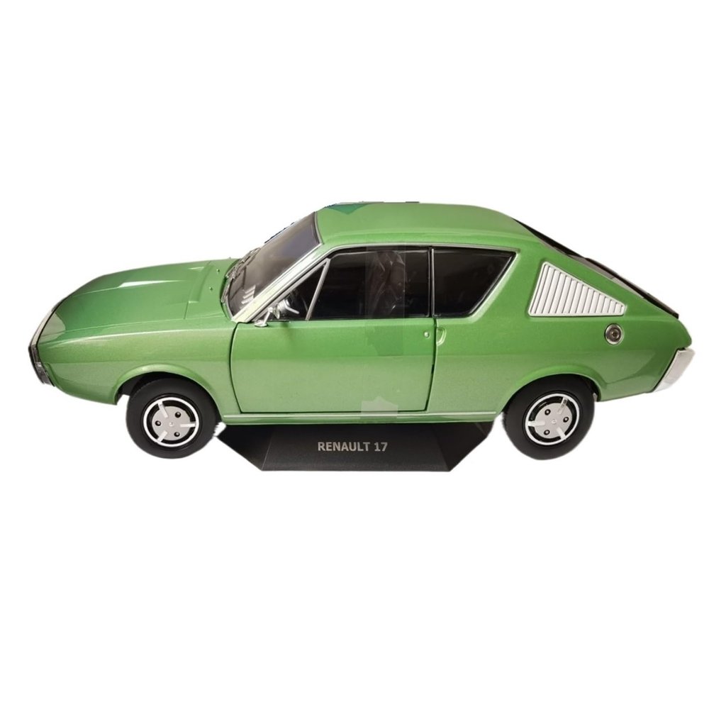 1/18 for 17 1976 Alloy Green Car Model with Steering Front Wheels Indoor Collection Vehicles