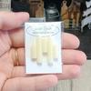 Morezmore M00860 5pc Miniature Candle Set 1:12 or 1:6 Scale White Real Beeswax for Dollhouse Decor Fairy Garden Diorama QC1 view 1