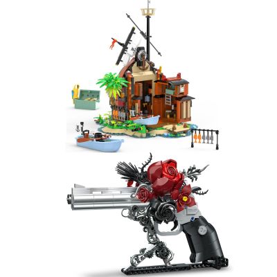 Audaxly Pirate Shipwreck & Gothic Rose Building Set, Dark Romantic Fusion of Blood Red Roses & Shipwreck Model with Treasure, Tabletop Display, Ideal Gift for Boys Aged 8+ and Gothic Art Devotees