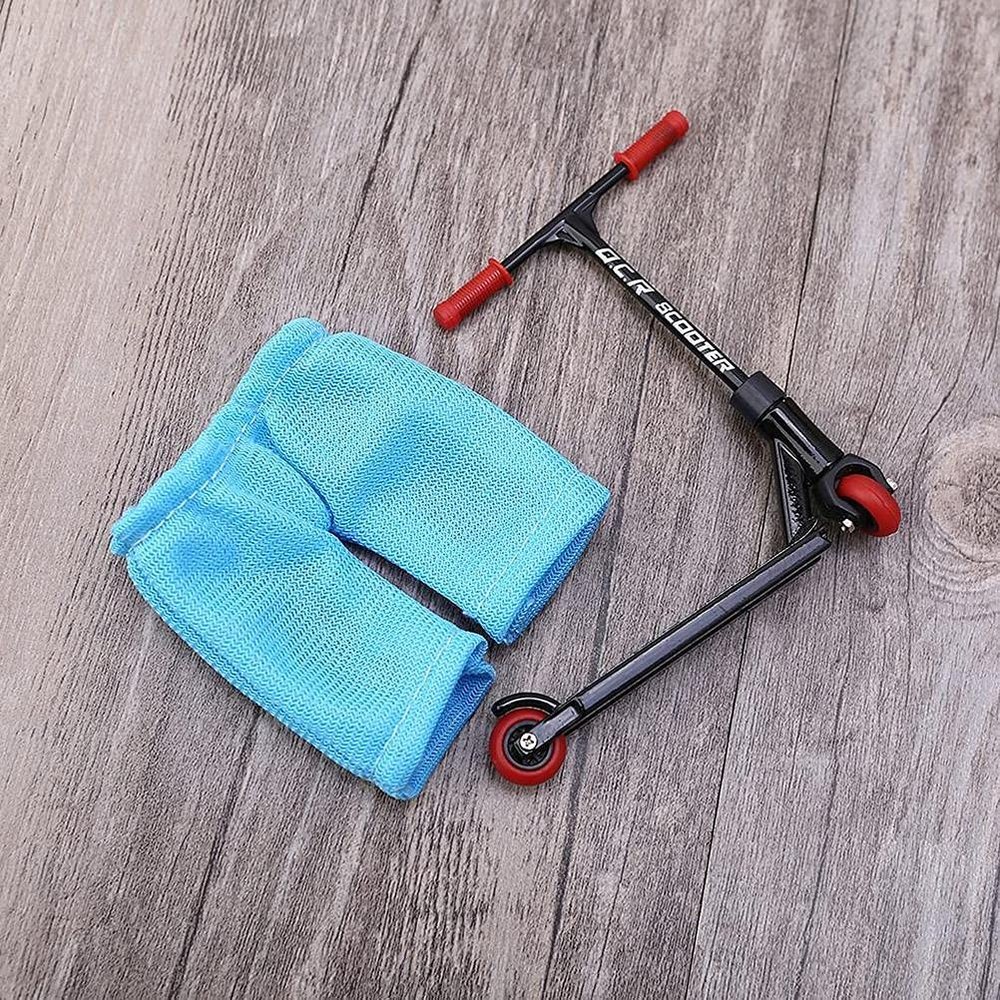 GOWENIC Mini Finger Scooter Model Kit, Stimulating Learning, Finger Scooter Toys to Improve Concentration, Mini Alloy Material (red)