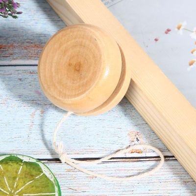 CHICIRIS Wood YoYo HandMade Crafts Mini Round DIY Baby Toys Set of 3 for Balance Practice Material Wood