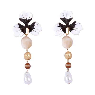 Sensible Alloy Drip Oil Flower Resin Women's Necklace
