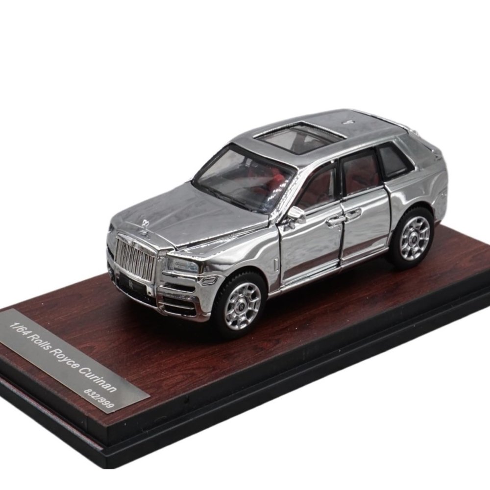 1:64 for Rolls-Royce Alloy Model Car Cullinan Metal SUV Off-Road Vehicle Rare Silver Vehicle