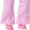 Barbie Dream Besties Weekend Getaway Malibu Doll and Accessories, Fashion Doll with Removable Fashions & 7 Travel Themed Toy Pieces view 4