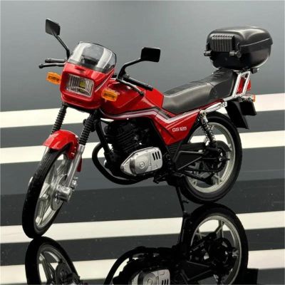 Collection 1/12 for Suzuki GS125 with Sound and Light Hobby Collections Home Decor Vintage Motorcycle Model Diecast Toy Vehicle