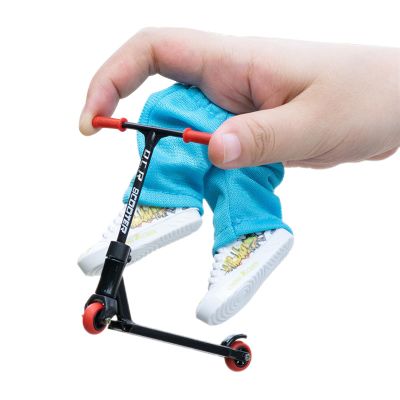 Apujent Metal Alloy Finger Scooter Set with Pants Shoes and Tools, Interactive Detachable Fingers Training Sports, Educational Fingertips Movement Toys Party Favors for Skateboarder, Kids, Adults