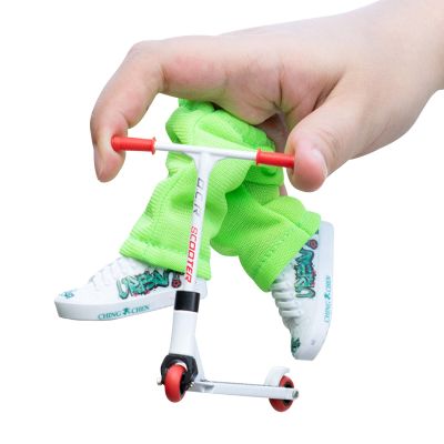 Apujent Metal Alloy Finger Scooter Set with Pants Shoes and Tools, Interactive Detachable Fingers Training Sports, Educational Fingertips Movement Toys Party Favors for Skateboarder, Kids, Adults