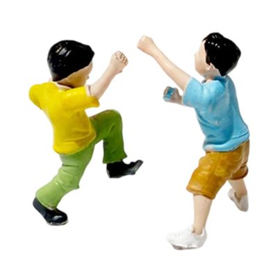 Colaxi 1/64 Small People Figure Mini Architectural Figurine Collectible Resin Street People Figure for Miniature Projects Sand Table, Playful Boys