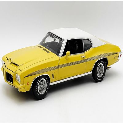 1972 GTO Monarch Yellow with GTO Stripes and White Vinyl Top Limited Edition to 264 Pieces Worldwide 1/18 Diecast Model Car by Acme A1801227