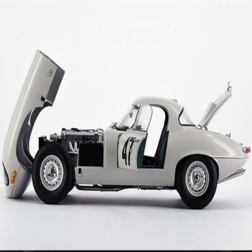 1963 Lightweight E-Type #47 "Coombs 4 WPD 1/18 Diecast Model Car by Paragon Models 98341