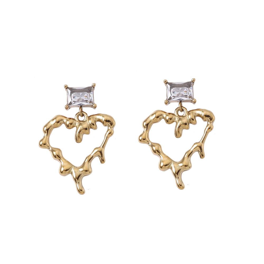 2.7 * 1.9cm Retro Hollowed Out Heart-Shaped Geometric Earrings,golden,2.7 * 1.9cm