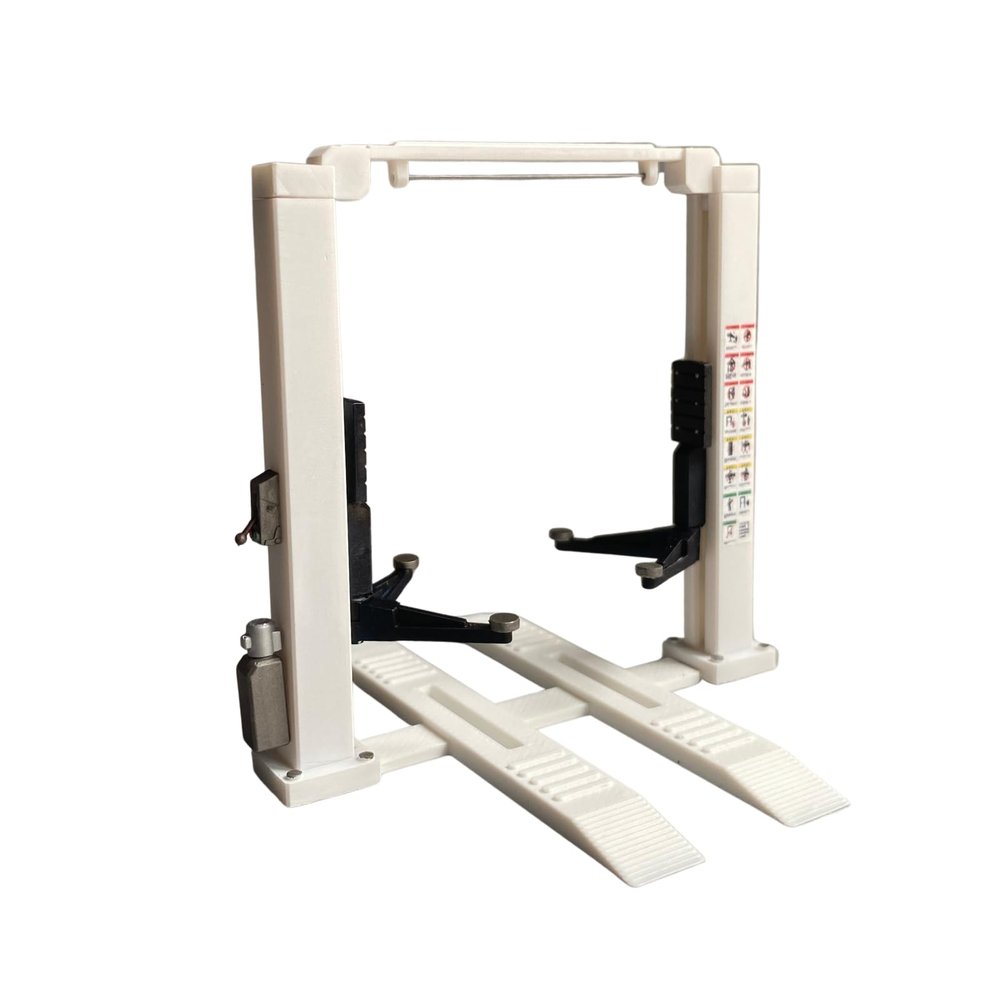 1:64 Scale 2-Post Car Gantry Lift Model Hobby Building diecast car Diorama Accessory for Workshop Maintenance Scene Display