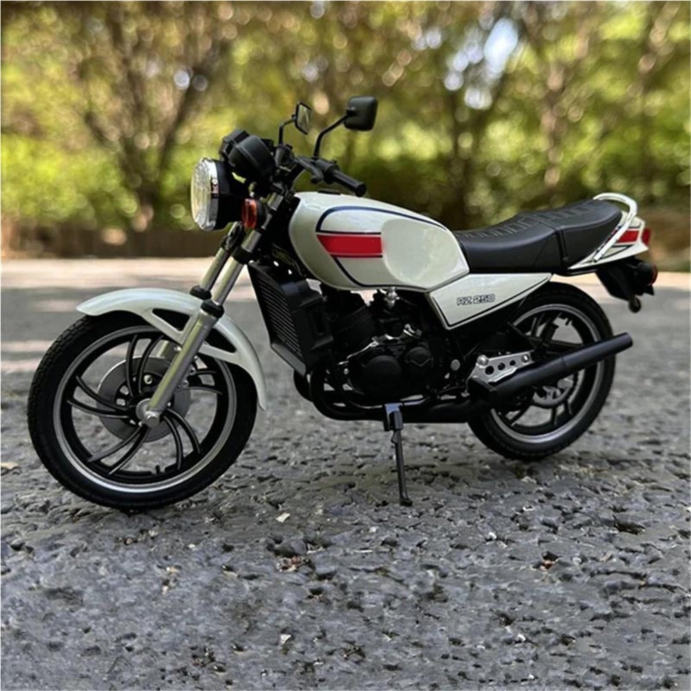 Collection 1/12 for Y-AMAHA RZ250 RD250LC Alloy Racing Diecasts Cross-Country Motorcycle Model Ornaments Gifts(White)