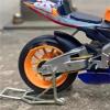 PuLaif Collection Collection 1/18 for H-ONDA RC211 2006 Motorcycle Model Alloy Toy Gift Computer Desktop Ornaments view 2