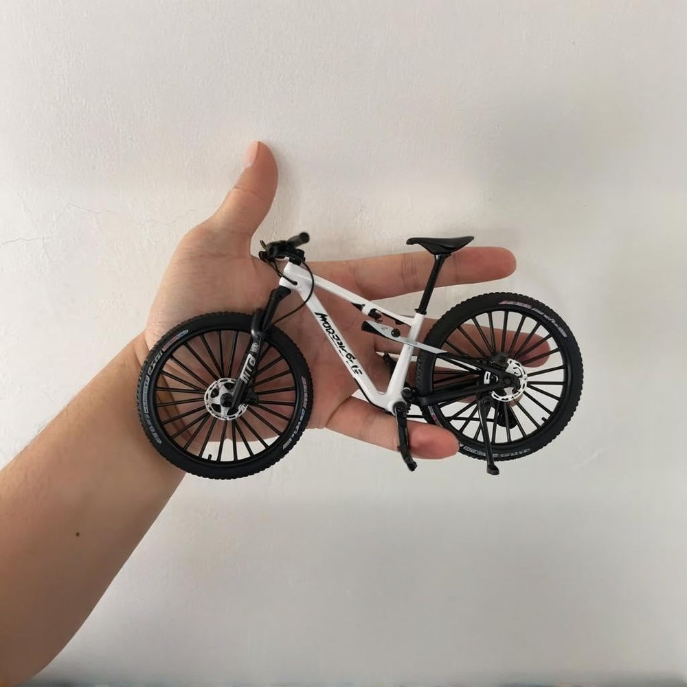 Generisch Mini Mountain Bike Toy 1:10 Simulated Bike Alloy Finger Mountain Bike Model Ornaments (White)