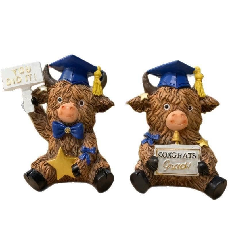 2 Pcs Valentine's Day Highland Cow Figurines Love Heart Rose Highland Cow Gnomes Scottish Resin Statue Calf Lovers Romantic Gifts for Home Kitchen Office Tiered Tray Table Decor (D Graduate)