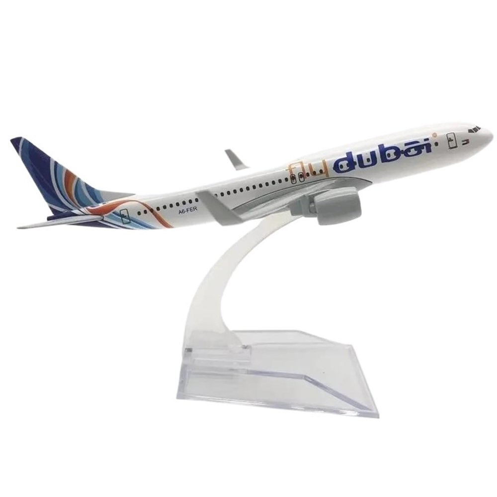 Flying Airplane Model Dubai Airlines B737 Alloy Aircraft Model Diecast Aviation 1/400 Plane Collectible Ornaments Gifts Aviation Airbus