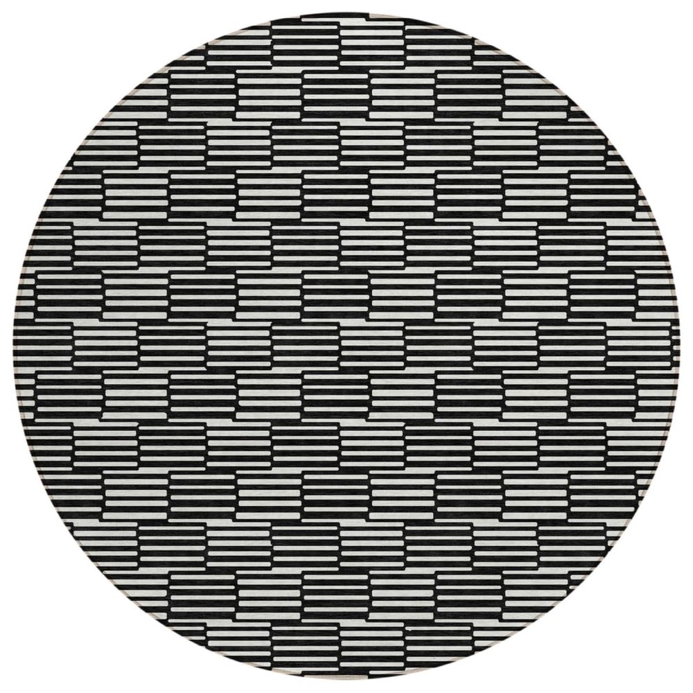 HomeRoots 594979 8 ft. Black & Ivory Round Geometric Washable Indoor & Outdoor Area Rug