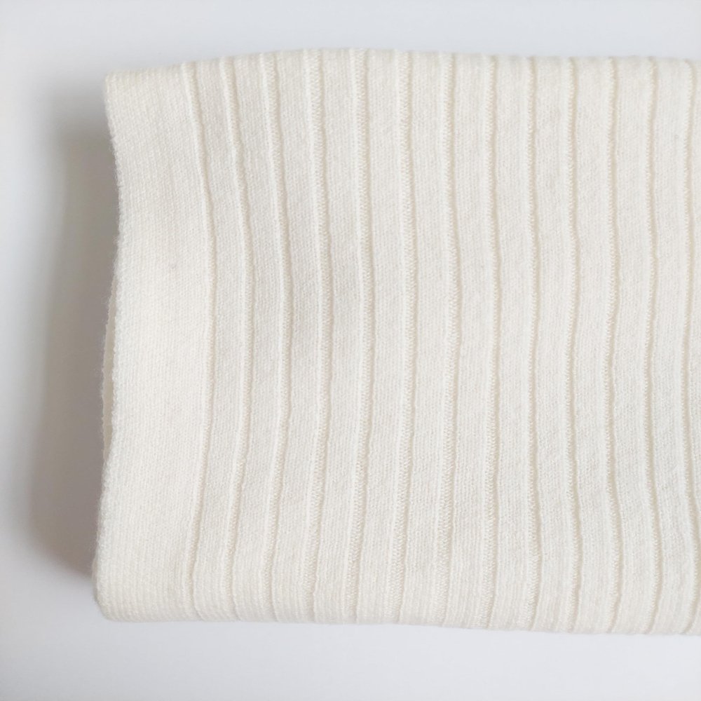 100% Fine Merino Wool Baby Blanket, Very Soft, Recieving Blamket, Swaddle, 100cmx60cm, Lightweight and Warm, Wool Baby Blanket, Cream. (Cream)