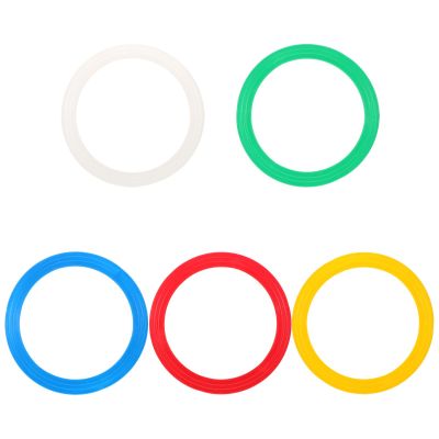 BESPORTBLE 5pcs Juggling Rings Set for Circus Performers, Lightweight Plastic Acrobatic Throwing Rings for Hand Skills Training, Carnival and Party Juggling Props in White, Red, Yellow,