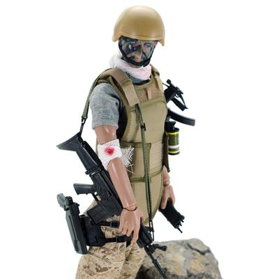 12 Inch Soldier Action Figure Model, 1/6 Realistic Army Soldier Model Set with Weapons and Accessories for Adults Military Lovers to Collect and Gift (Wounded Soldier)