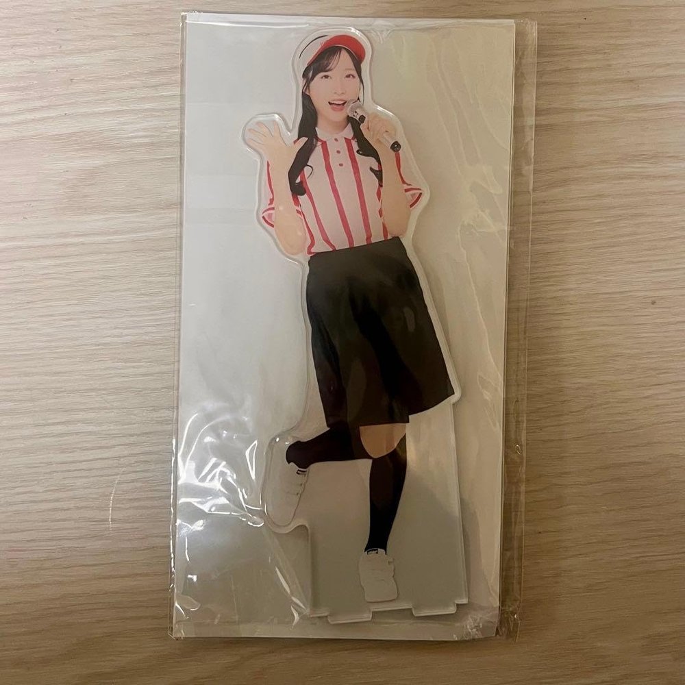 AKB48 Round One Prize Big Acrylic Stand Yui Oguri