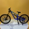 1:6 Ratio Mountain Bike Boys Toy DS Die-Cast Mini Fingertip Bicycle Model Desktop Decoration Ratio Model Downhill Alloy Bicycle Action Doll Cake Decoration Craft (Blue) view 4