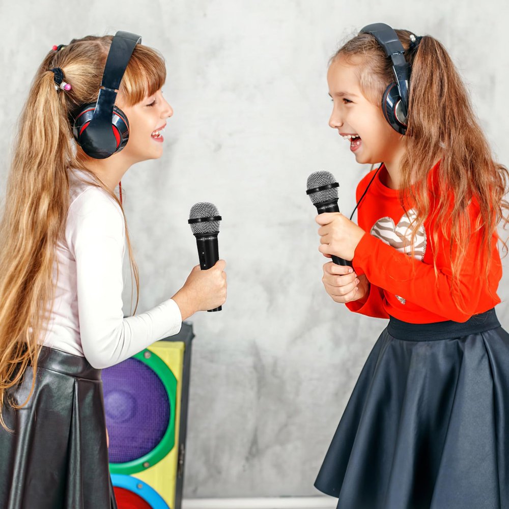 Didiseaon Fake Microphone Prop: 4pcs Pretend Microphones Interactive News Anchor Mic Prop Plastic Newscaster Mic for Costume Role Singing and Play