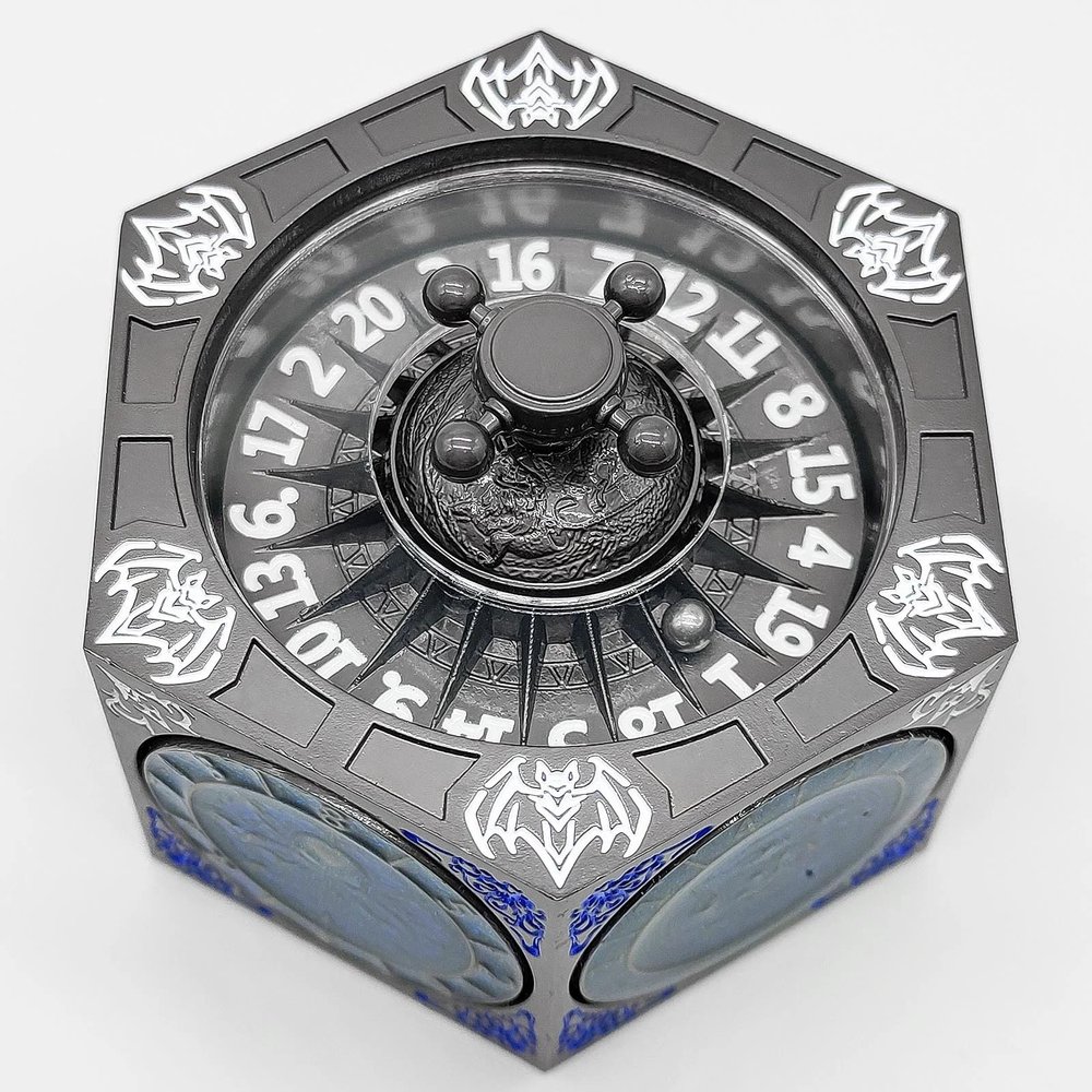 7-in-1 Mechanical Rotating Dice, Metal One-Piece Dice Set, Comes with Gift Box, Suitable for Role-Playing (Pearl Gun Color - Blue)