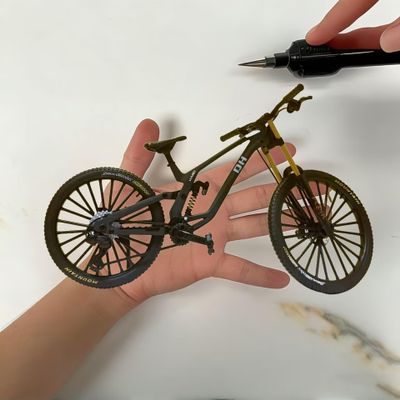 Gnrique Mini Mountain Bike Ornament, Mini Bike Decoration, Mini Finger Bmx, BMX Toy, Finger Wheel, Mini Mountain Bike, Finger Wheel, Mini Bike (Black-41)