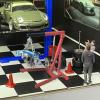 harayaa Miniature Engine Hoist Garage Crane Car Engine Lifter Model Resin Construction Suitable for Shops Photography Collector Display, Style B view 4