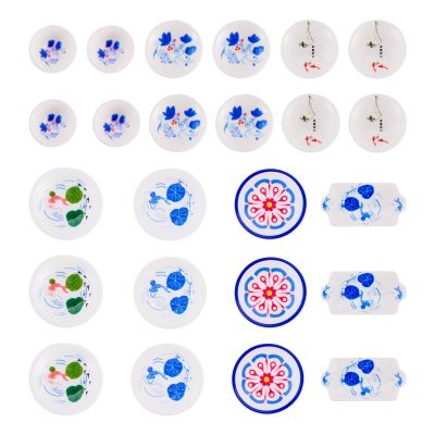 Magibeads 30Pcs Miniature Blue and White Porcelain Resin Plates Chinese Style Flower Mini Plate Resin Decorations Micro Landscape Decoration Small Tableware Imitation Ceramic Bowl Tiny Dishes Ornament