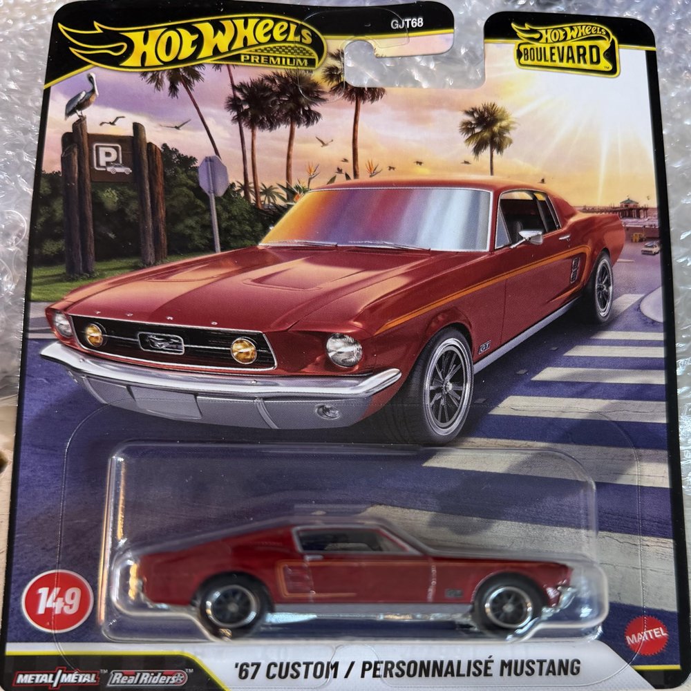 Hot Wheels Boulevard '67 Custom Mustang Ride On Toy Mini Car Ages 3+ Red JHW40