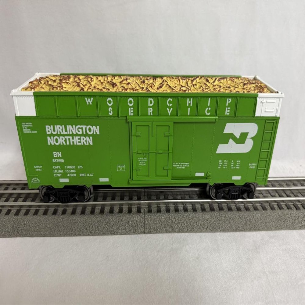 40' Woodchip Car 'Burlington Northern' by Trains