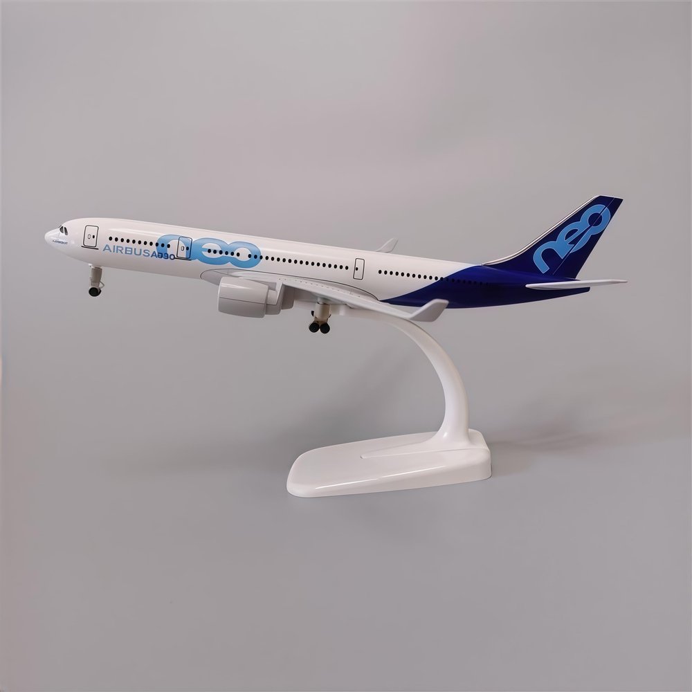 20cm Airbus A330 Diecast Alloy Model Aircraft 1300 Scale for Collection Display