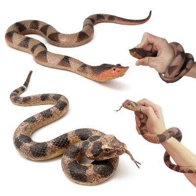 2 Pack Rubber Snakes Fake Snake Rattlesnake, Snakes Toy Realistic Keep Birds Away, Garden Plastic Scare Birds Scare Squirrels for Prank Stuff or Halloween Decorations Props Scare Toy