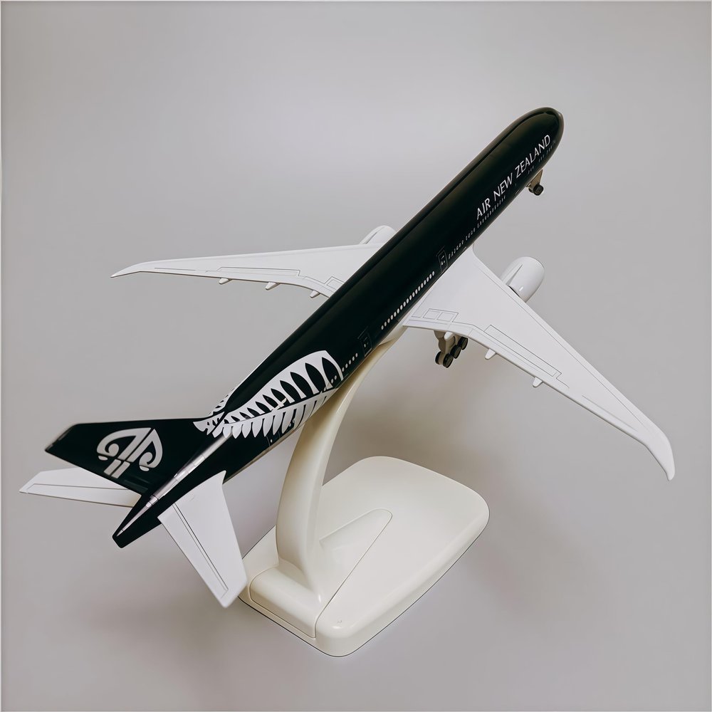 Air New Zealand 777 Diecast Model 1:300 Scale 20cm Alloy Koru Livery Aircraft for Display Collection