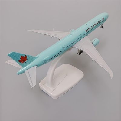 Canadian Flag Carrier 777 Diecast 1:300 Scale 20cm Alloy Plane with Maple Leaf Tail for Display Shelf Desk