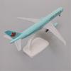 Canadian Flag Carrier 777 Diecast 1:300 Scale 20cm Alloy Plane with Maple Leaf Tail for Display Shelf Desk view 1