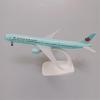 Canadian Flag Carrier 777 Diecast 1:300 Scale 20cm Alloy Plane with Maple Leaf Tail for Display Shelf Desk view 4