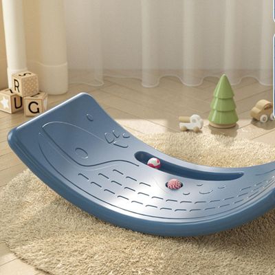 Plastic Balance Board with Bouncy Ball, Indoor Sensory Toy for Improving Concentration and Coordination, Curved Rocking Rocker Board for Home or School Learning and Play (Blue)