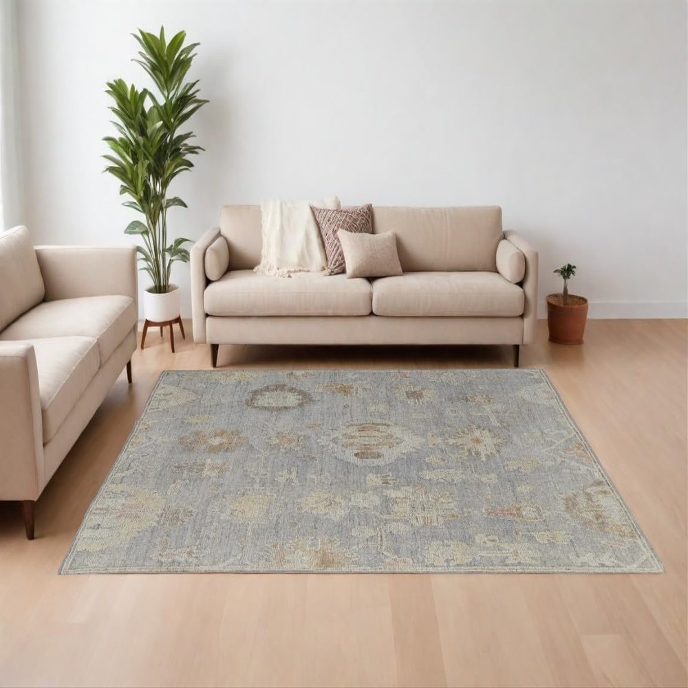 HomeRoots 567195 6 x 9 ft. Wool Floral Hand Knotted Rectangle Area Rug Gray & Blue
